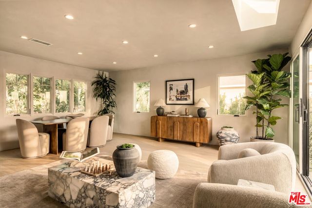 1204 Marine Street, Santa Monica