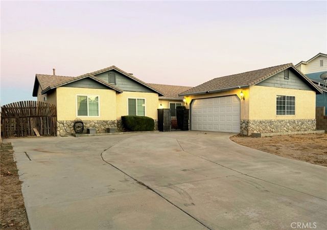 3278 Emerald Street, Rosamond