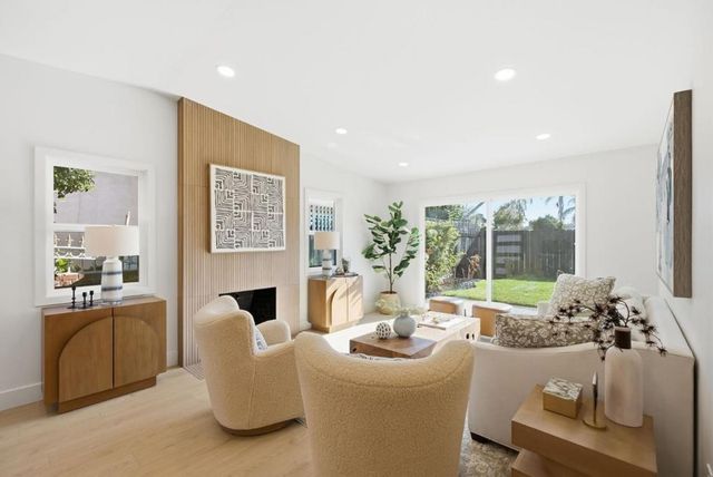 2754 Georgetown Street, East Palo Alto