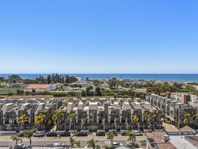 2537 State Street, Carlsbad
