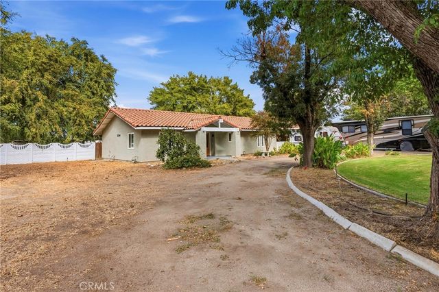 10650 Shellabarger Road, Bakersfield