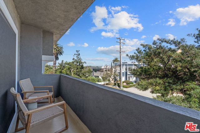 423 Pier Avenue # 4, Santa Monica