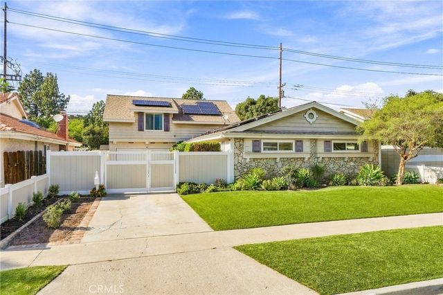 13431 Epping Way, Tustin