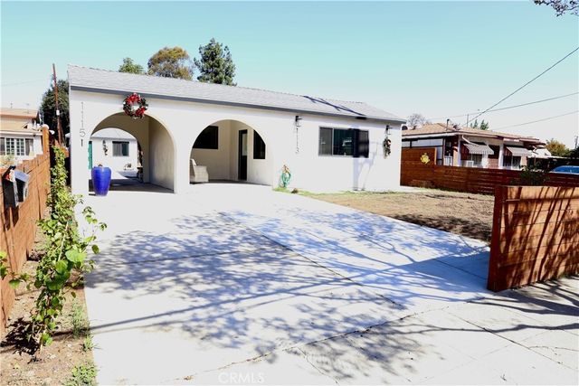 1113 1115 W Hellman, Alhambra