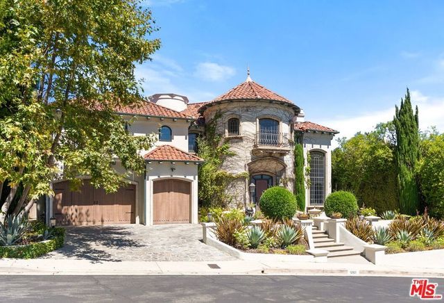 12021 Talus Place, Los Angeles