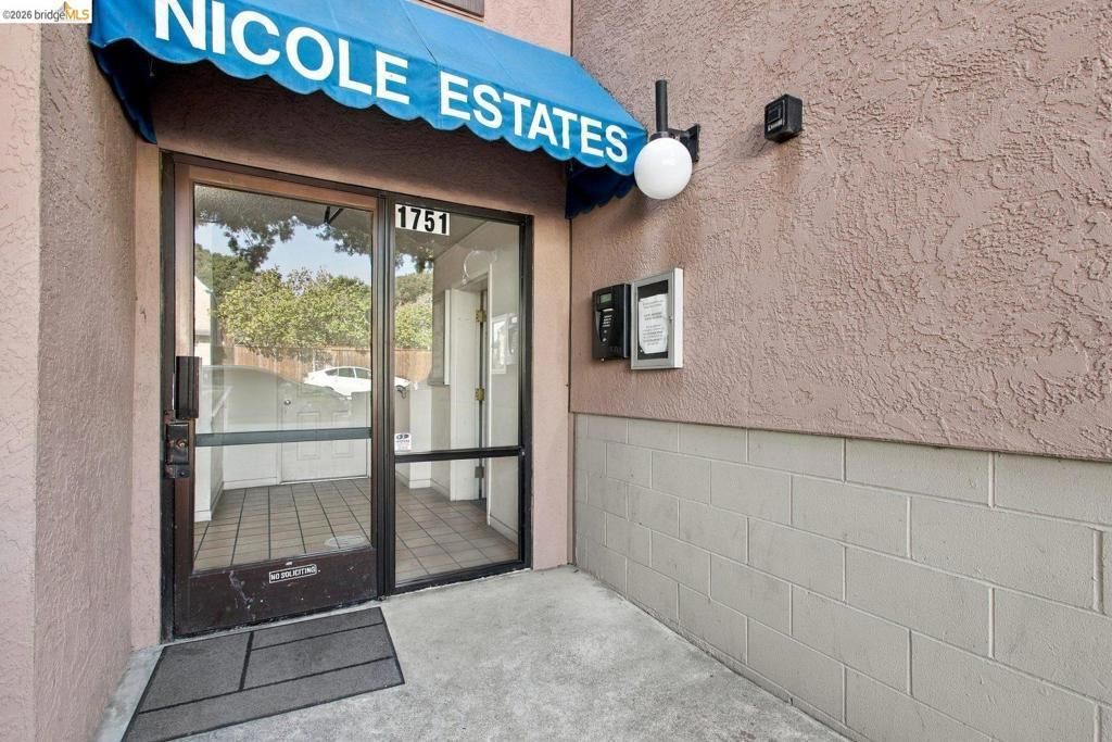 1751 Liberty St # 105, El Cerrito