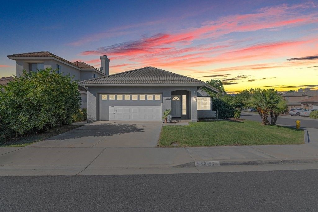 30423 Shoreline Drive, Menifee