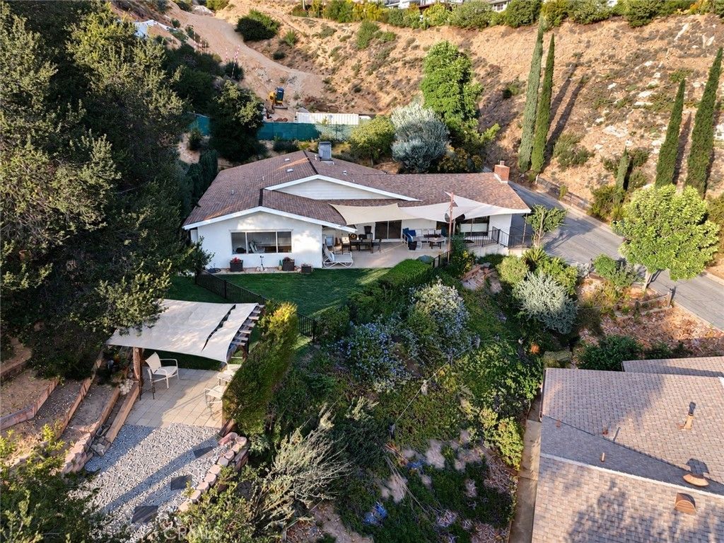 1656 Hazbeth Lane, Glendale