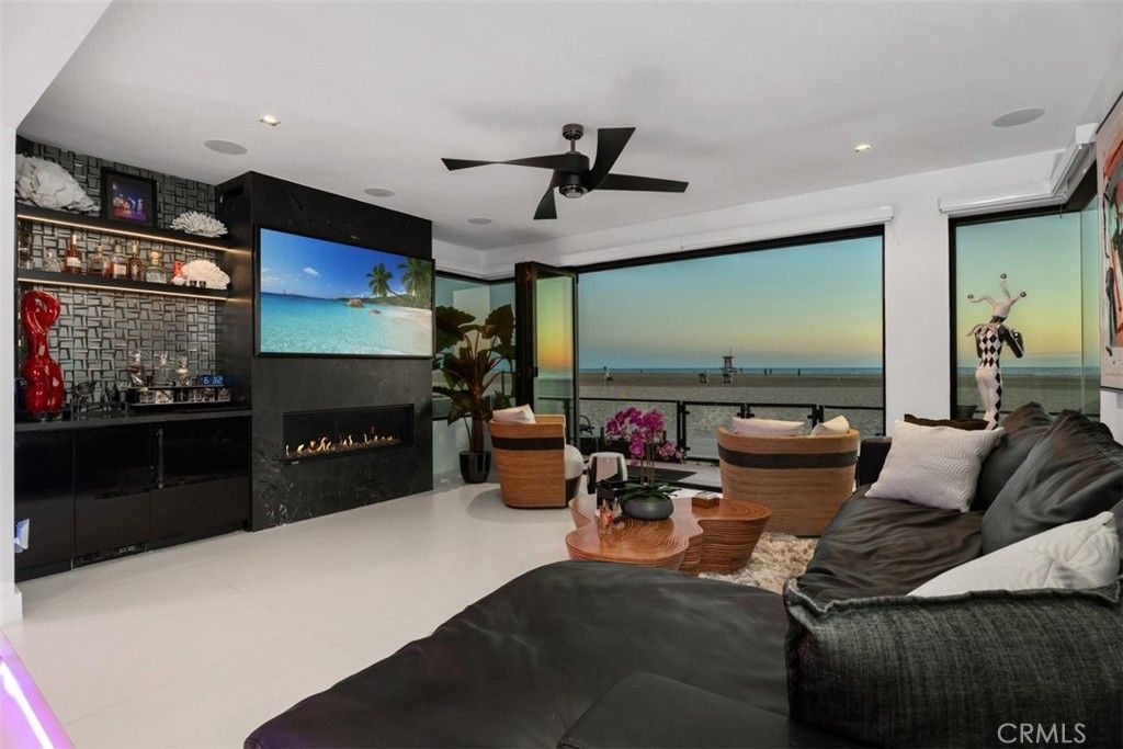 1904 W Oceanfront, Newport Beach