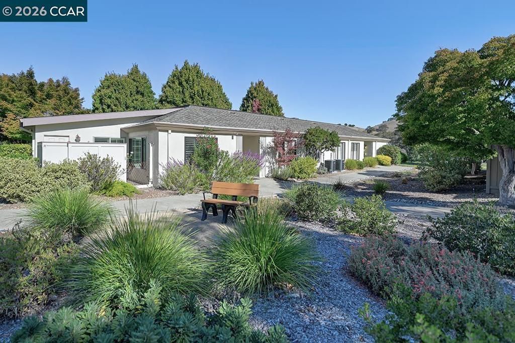 2400 Tice Creek Dr # 3, Walnut Creek