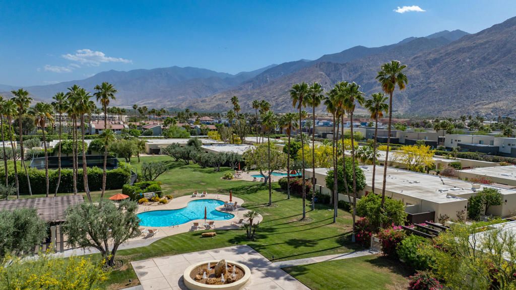 487 N Hermosa Drive, Palm Springs