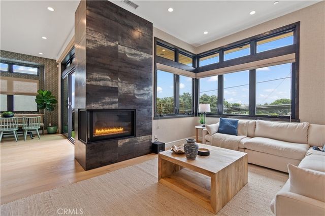 802 Bard, Hermosa Beach.