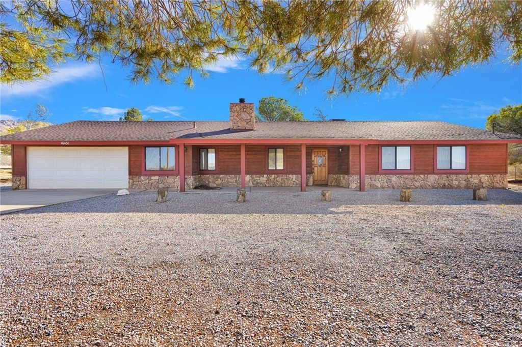 16431 Joshua, Apple Valley