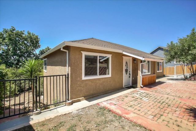 110 Navone Street, Vallejo