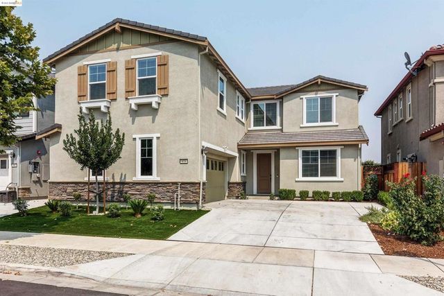 979 Princess Way, Brentwood