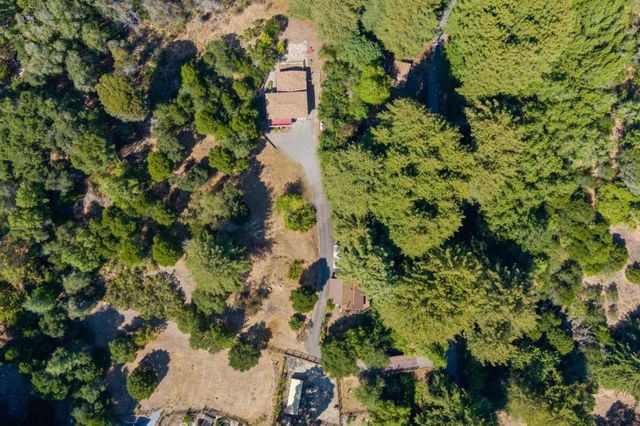 851 Happy Valley Road, Santa Cruz