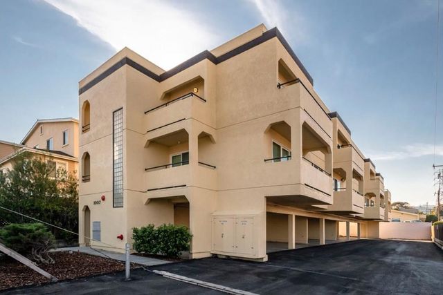 1007 Hemlock Avenue, Millbrae