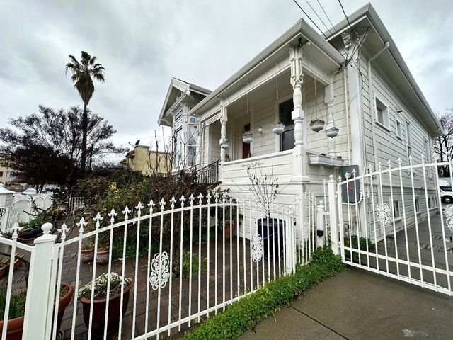269 E Saint James Street, San Jose