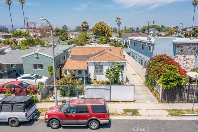 5441 Smiley Drive, Los Angeles