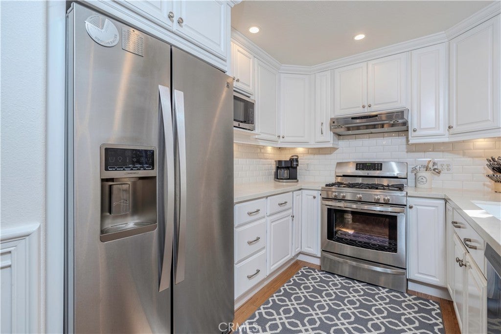 Photo of Listing #OC24219056