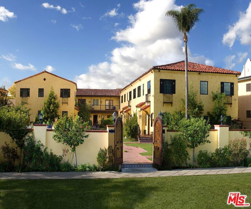 Photo of Listing #24458303