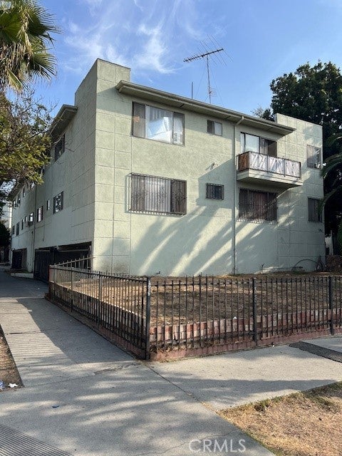 1184 N Berendo Street, Los Angeles