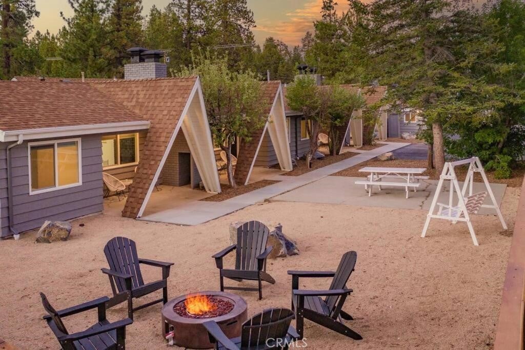 560 Edgemoor Road, Big Bear Lake