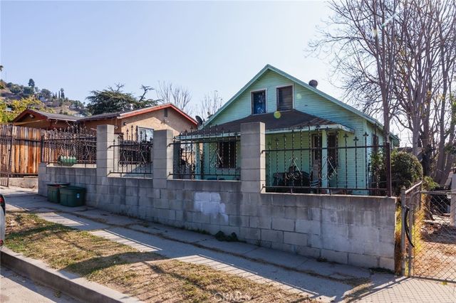 2908 Future Street, Los Angeles