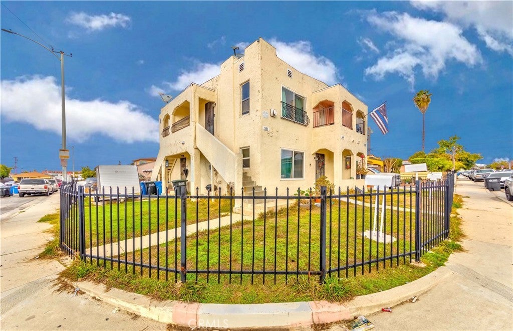 Photo of Listing #SB25033478