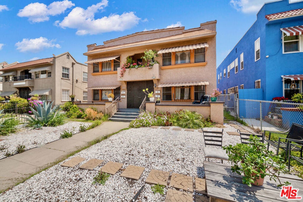 Photo of Listing #25498303