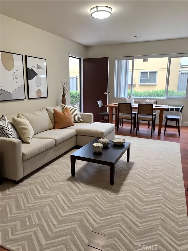 Photo of Listing #TR25030490