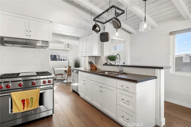 200 Moonstone Street, Manhattan Beach.