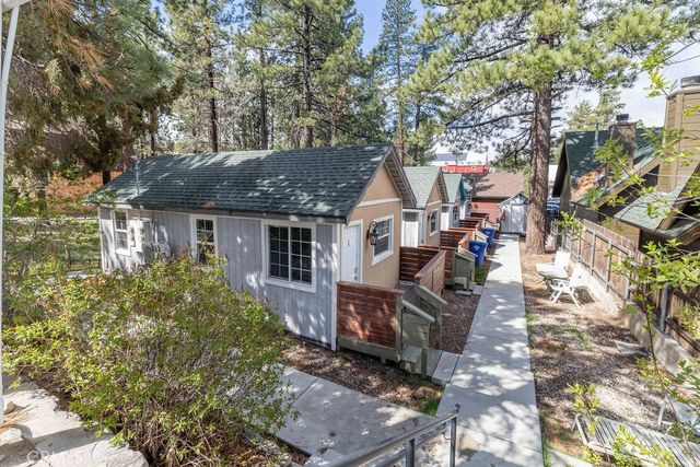 528 Cottage Lane, Big Bear Lake