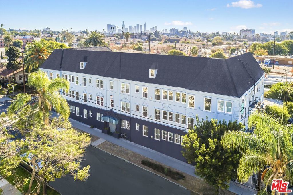 Photo of Listing #25512817