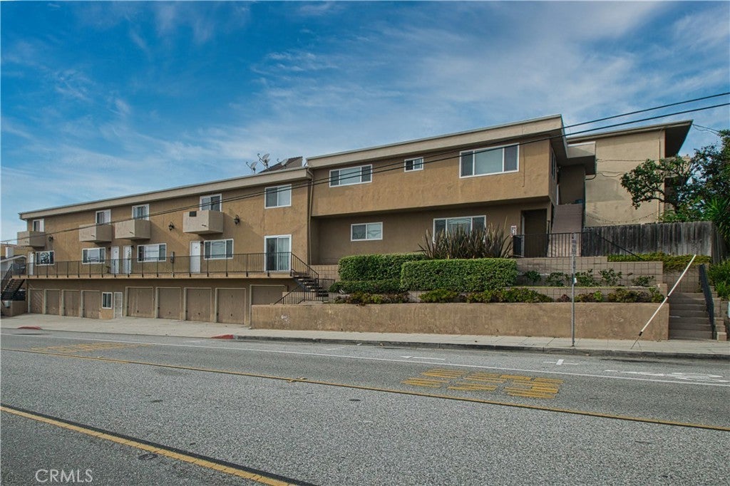 Photo of Listing #SB25067367