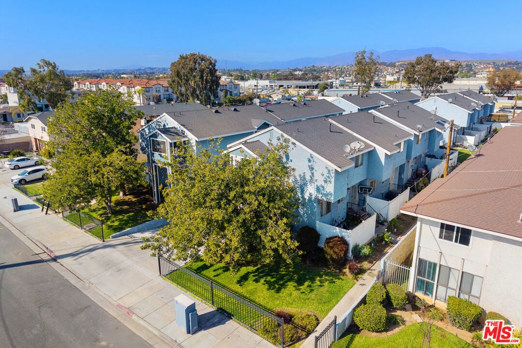 Photo of Listing #25521395