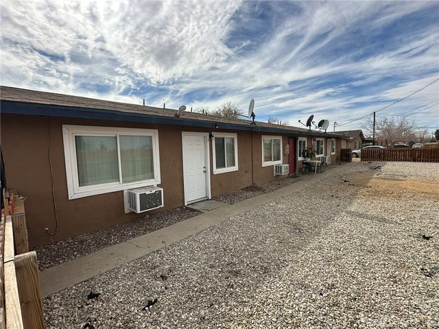 11895 White Avenue, Adelanto