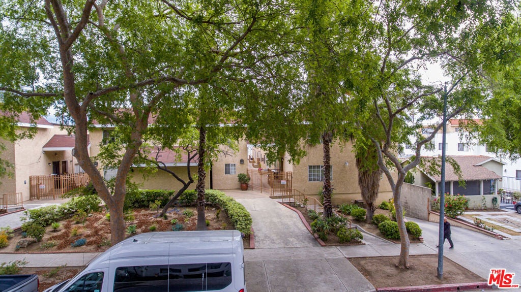 Photo of Listing #25533699