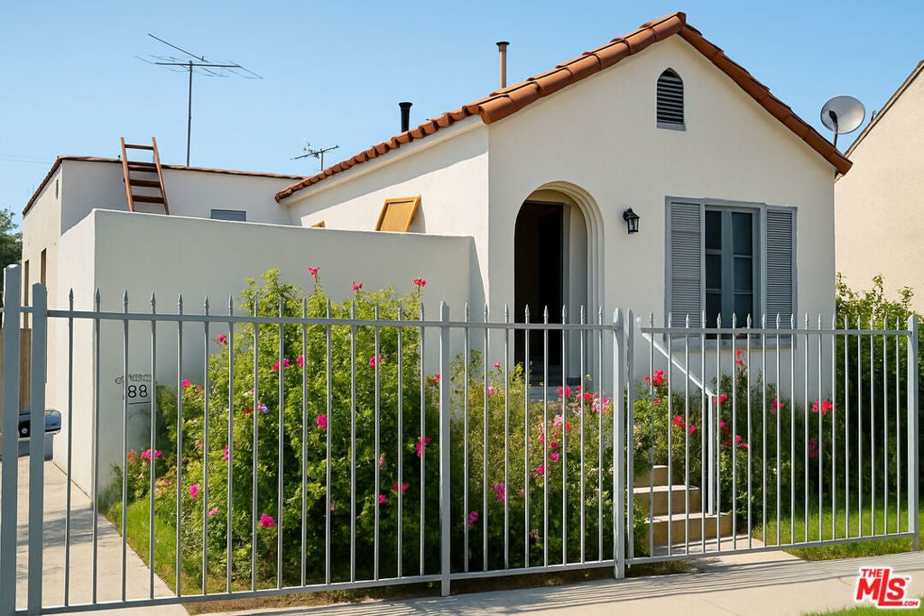 Photo of Listing #25535173