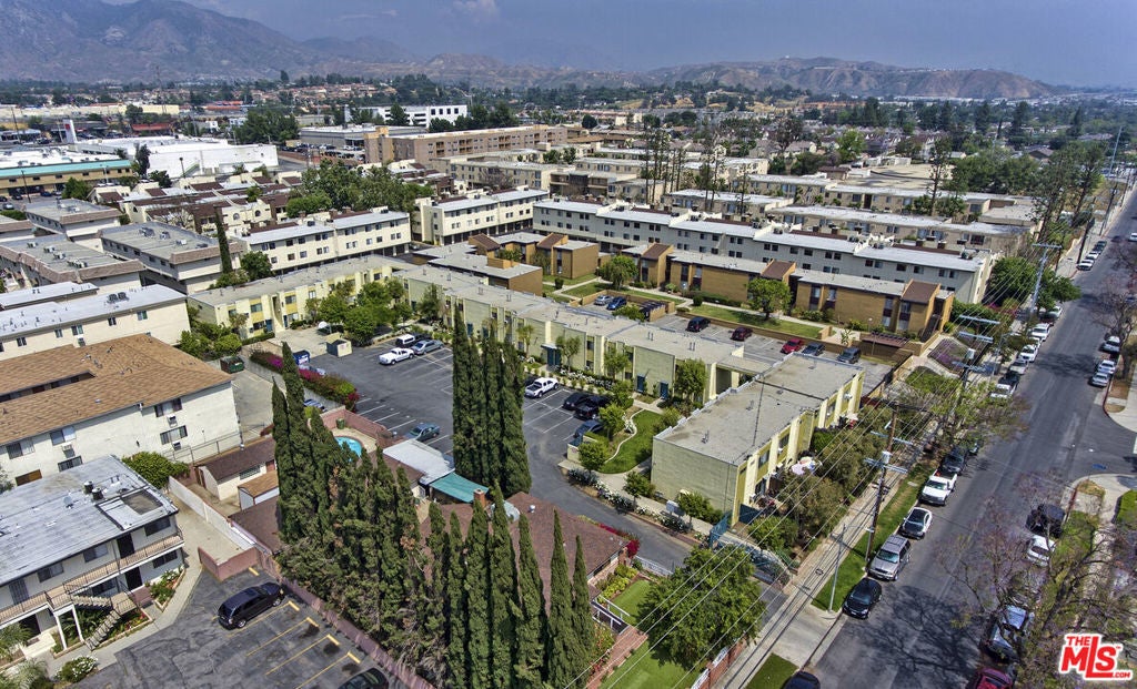 Photo of Listing #25536885