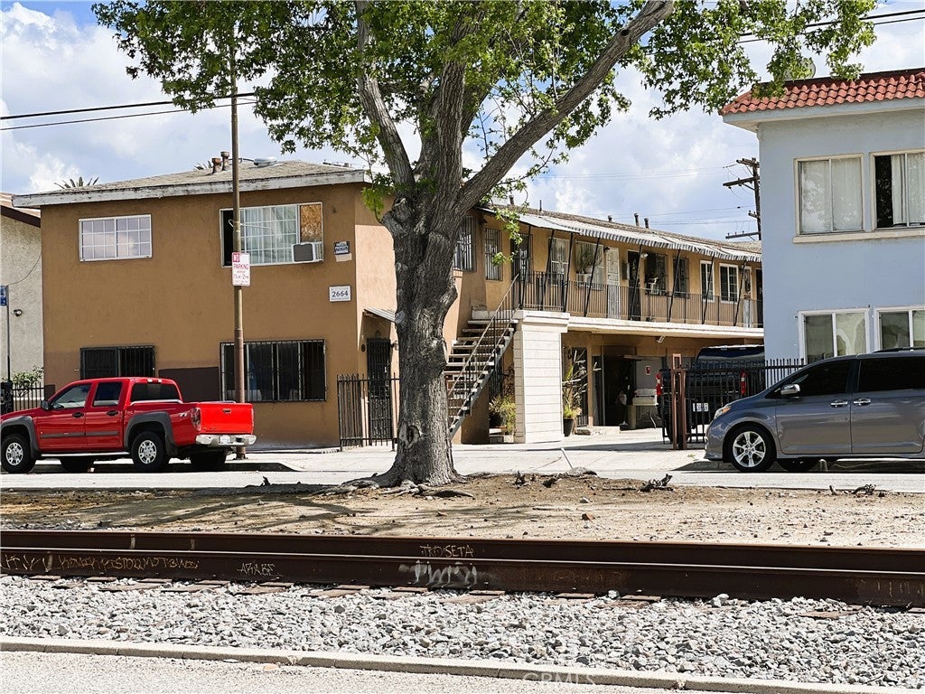 Photo of Listing #DW25107665