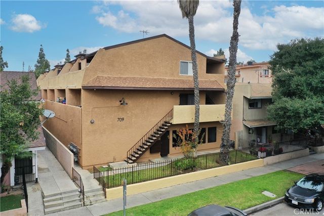 709 E Chestnut Avenue, Santa Ana