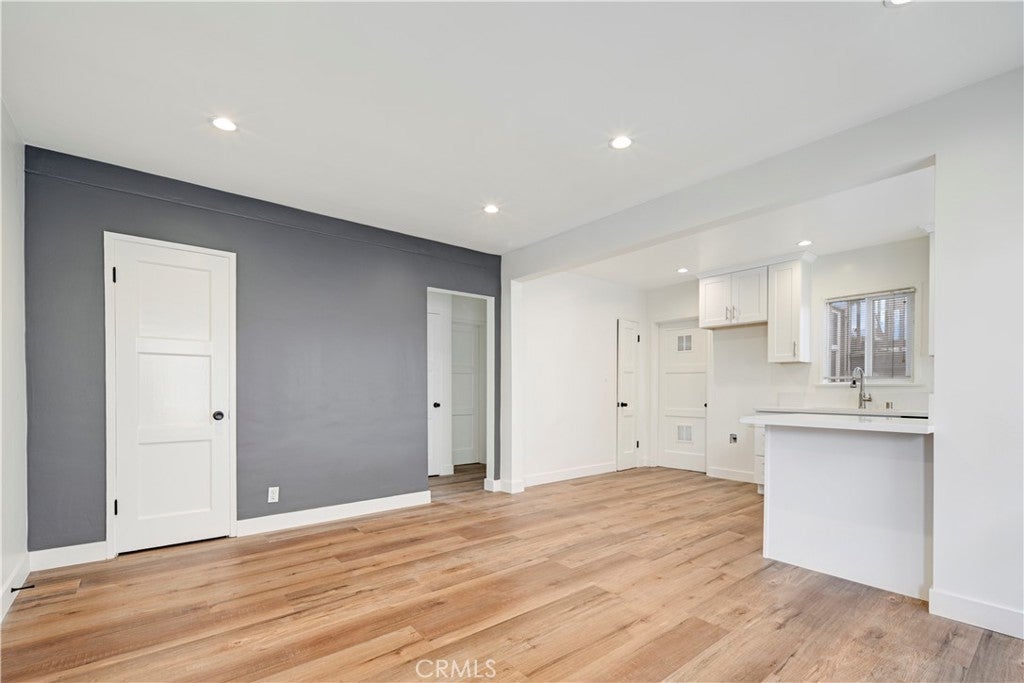 Photo of Listing #SR25116913