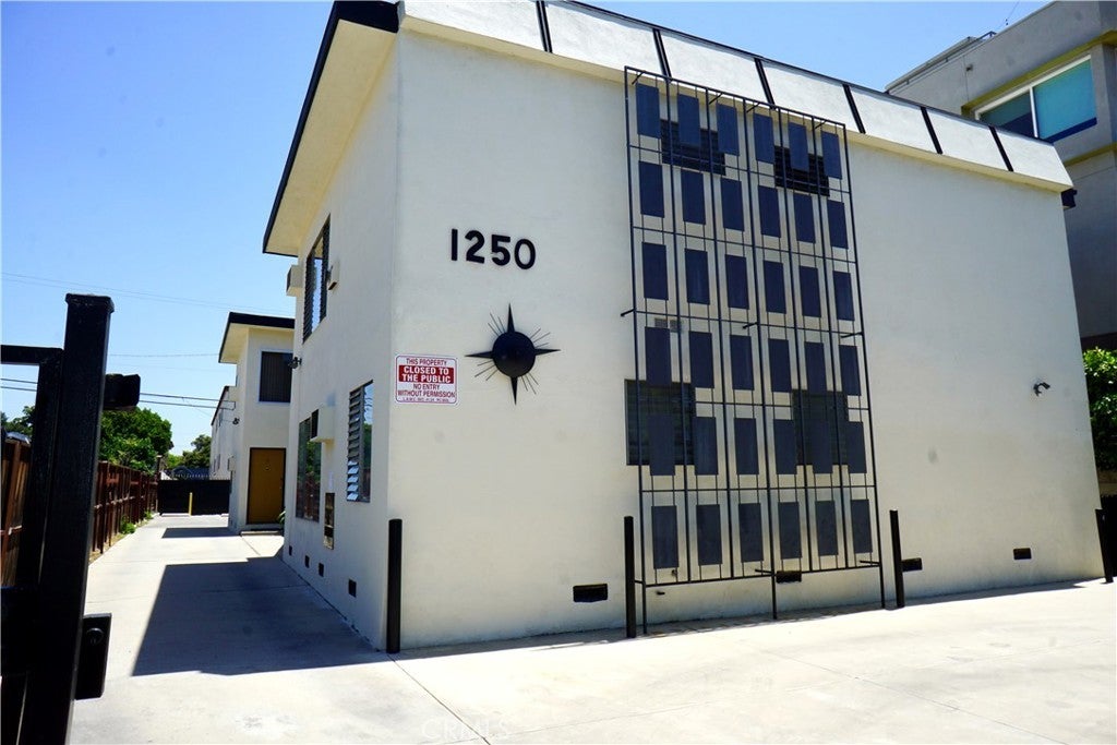 Photo of Listing #SR25125513