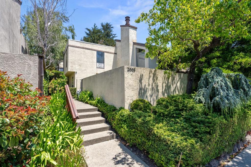 Photo of Listing #ML82010044