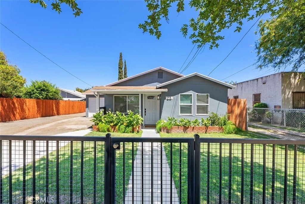 Photo of Listing #OC25129204