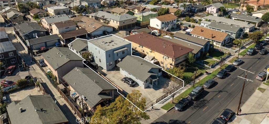 Photo of Listing #PW25136808