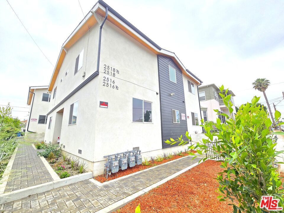 Photo of Listing #25559895