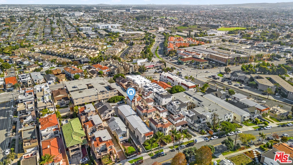 Photo of Listing #25560479