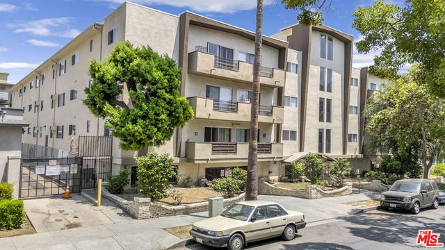 1536 Serrano Avenue, Los Angeles